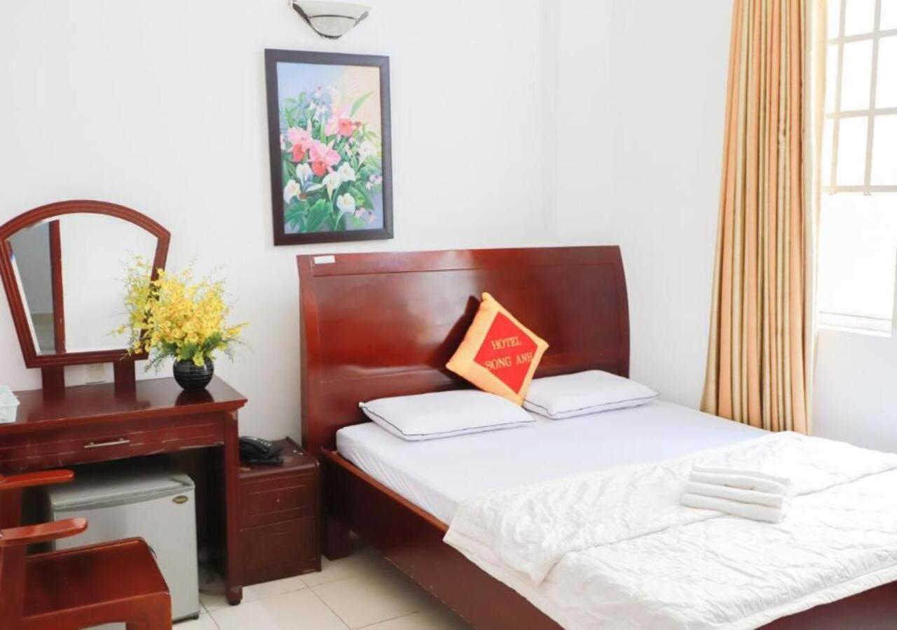 Khach San Song Anh Hotel Хошимин Екстериор снимка